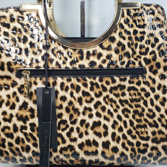 La Terre Fashion Limited Leopard Print Vega Leather Crossbody Hand Bag NWT - Picture 4 of 16